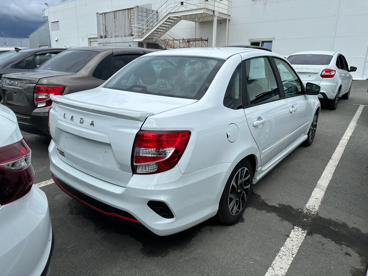 Lada Granta Sportline в ваш город - еще фото